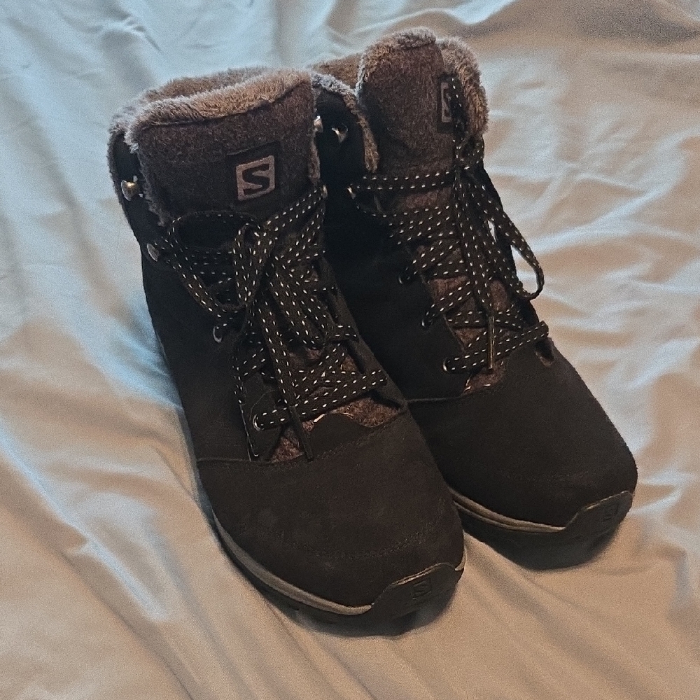 Women's Black Winter Boots